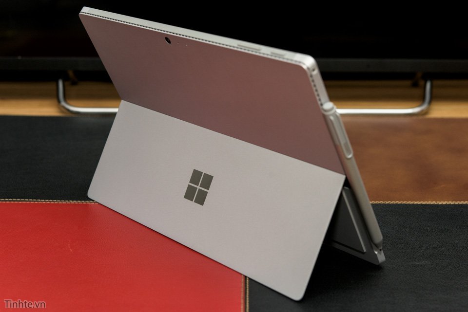 Đang tải Surface Pro 4_tinhte.vn 4.jpg…